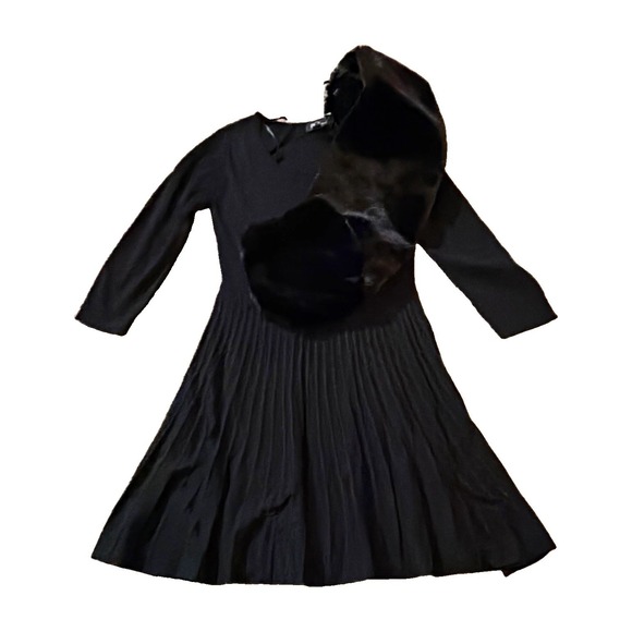BCX Dresses & Skirts - BCX Black Pleated A-Line Dress Womens M Solid Knee Length 3/4 Sleeve Fur Scarf